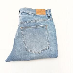 Madewell '90s Straight Light Wash Denim Jeans Zip Fly Size 32P *Hemmed